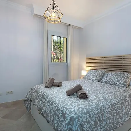 Διαμέρισμα Spacious Ground Floor In Costa *